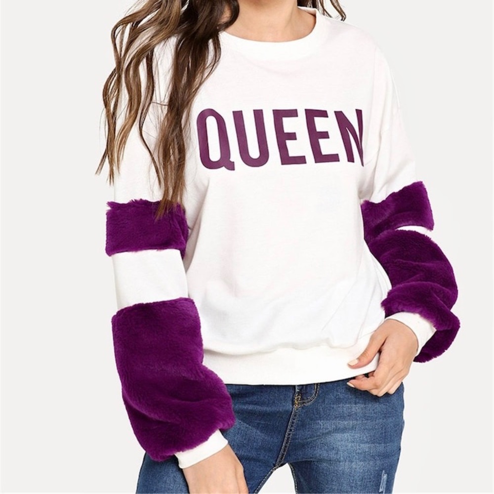 💕Faux Fur Embellished “QUEEN” Letter Sweatshirt💕